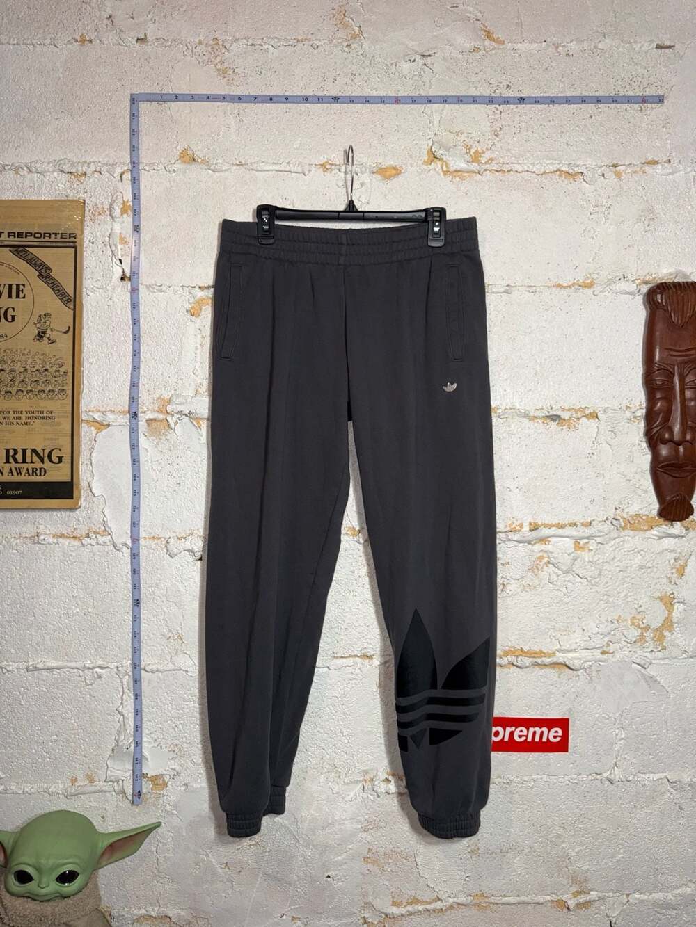 adidas Originals Large Trefoil Cuff Sweatpants Grey